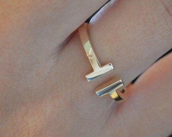 Solid gold T ring, k9 k14 k18, Double bar ring, T letter ring, Parallel bar T ring, ring style T, k18 ring T, handmade t, Jewelry Friendship
