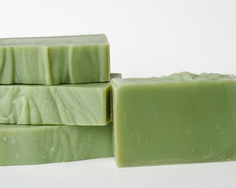 Jabón de árbol de té verde, jabón artesanal con aceites esenciales totalmente naturales, jabón rústico limpiador, hermoso jabón artesanal cortado a mano para hombres y mujeres