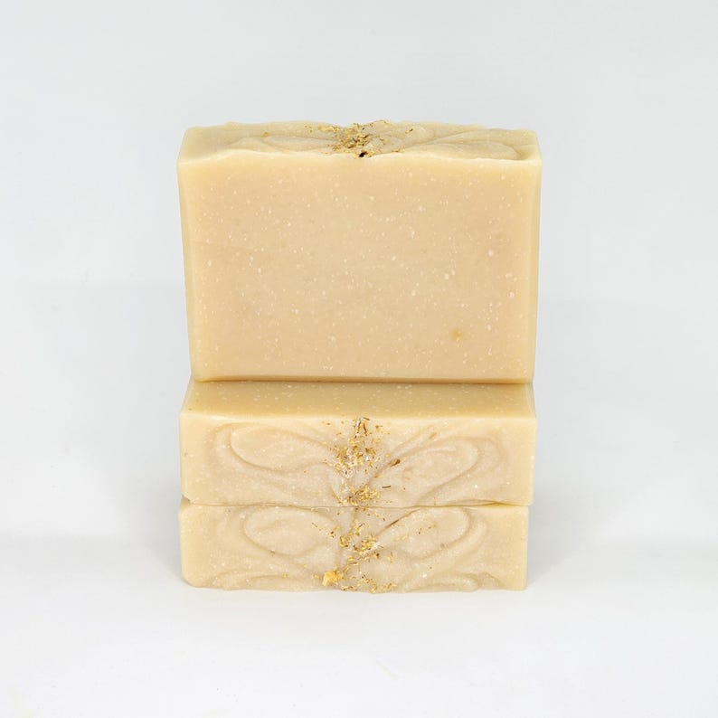 Chamomile Soap, Creamy Bubbly Handmade Homemade Artisan Cold Process Botanical Flower Bar Soap Cake For Sensitive Normal or Dry Skin Types afbeelding 5