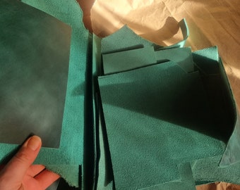 Emerald leather offcuts, leather scraps, high quality leather remnants