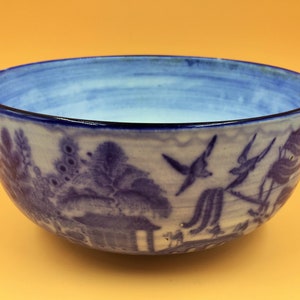 Antique Minton Pottery Flow Blue Willow pattern large bowl. c1891-1912.  - FREE UK POST.