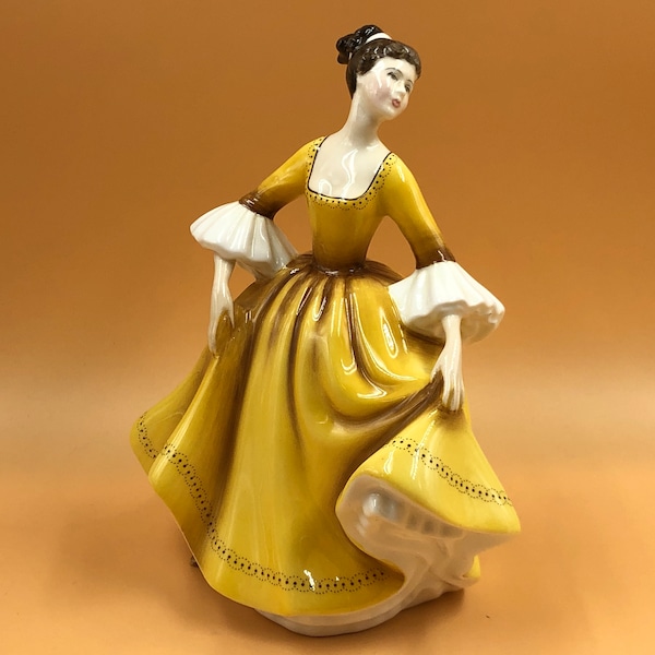 Vintage Royal Doulton China Stephanie figurine. c1976. HN2807. - Free UK Post.