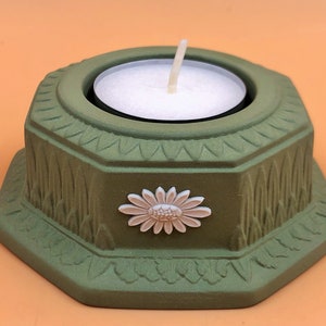 Wedgwood China Sage Green Jasperware design tea light, votive candle holder in original box. - FREE UK POST.