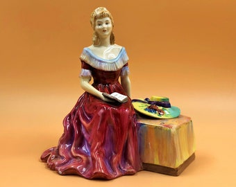 Paragon China Veronica seated reading figurine. c1950. T113. - FREE UK POST.