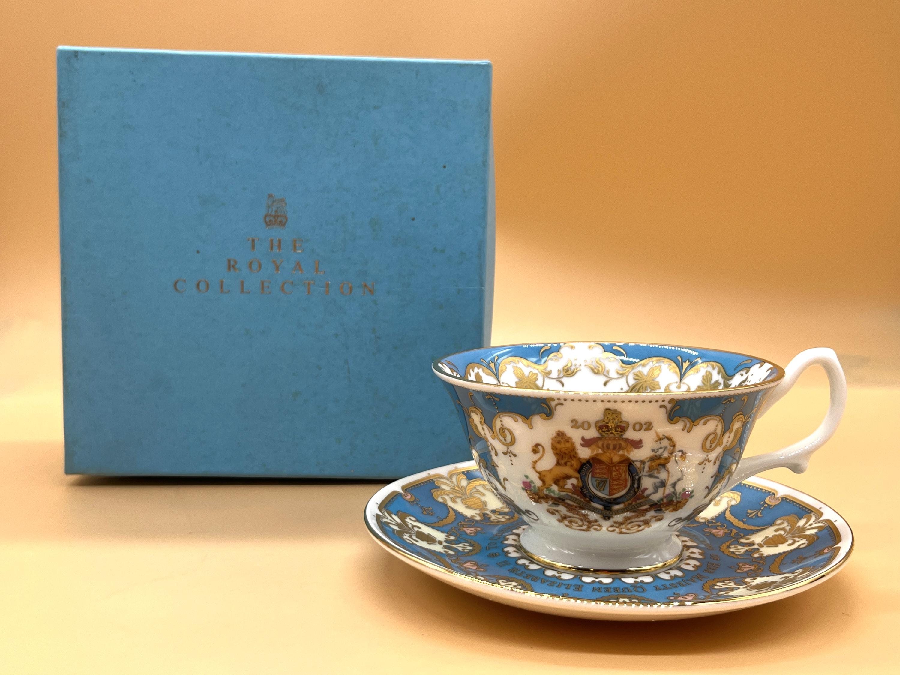 Buckingham Palace Tea Cup and Saucer - Etsy