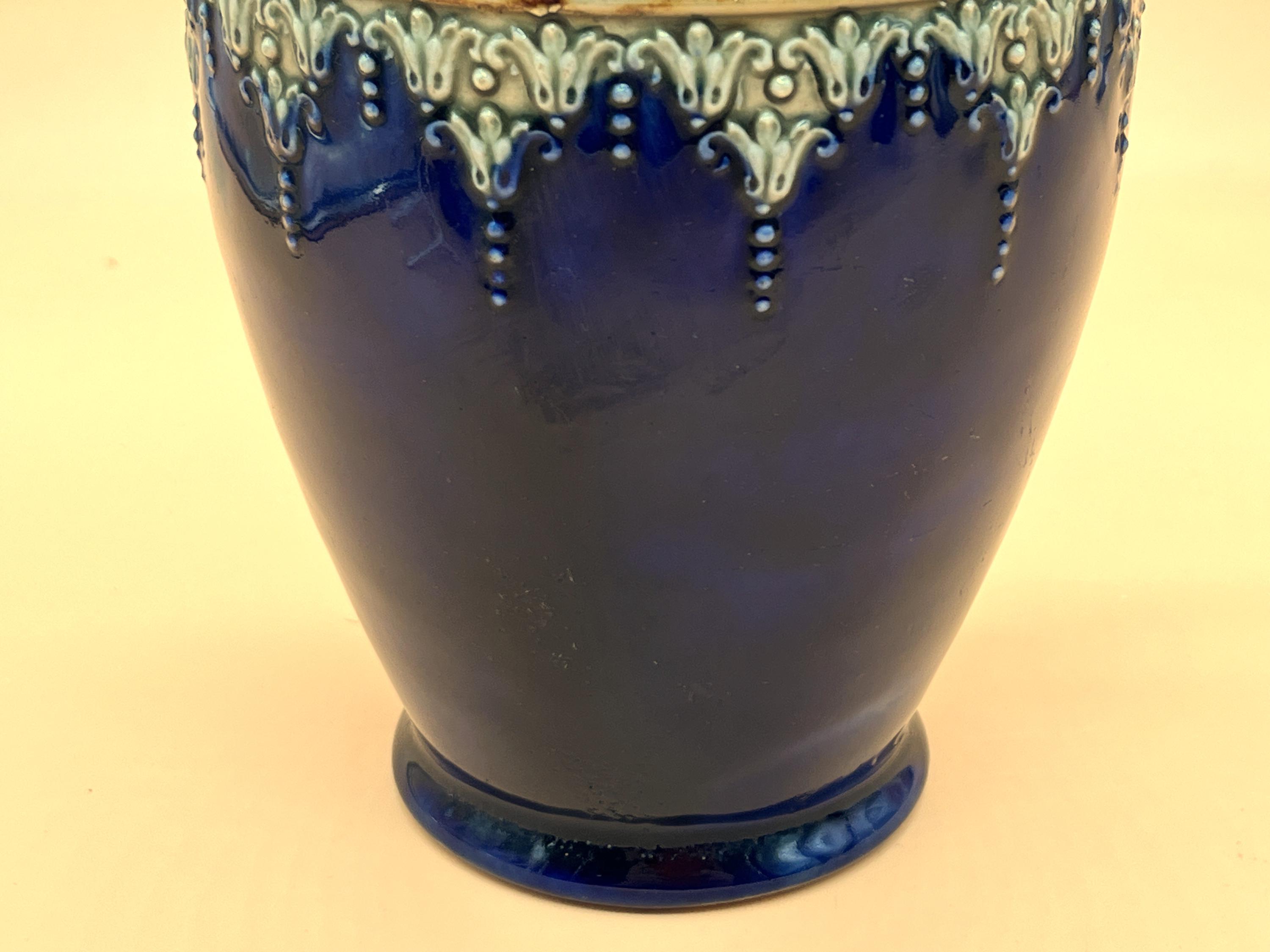 アンティーク ロイヤル・ドルトン陶器 ヴェラ・ハギンズ作 水差し