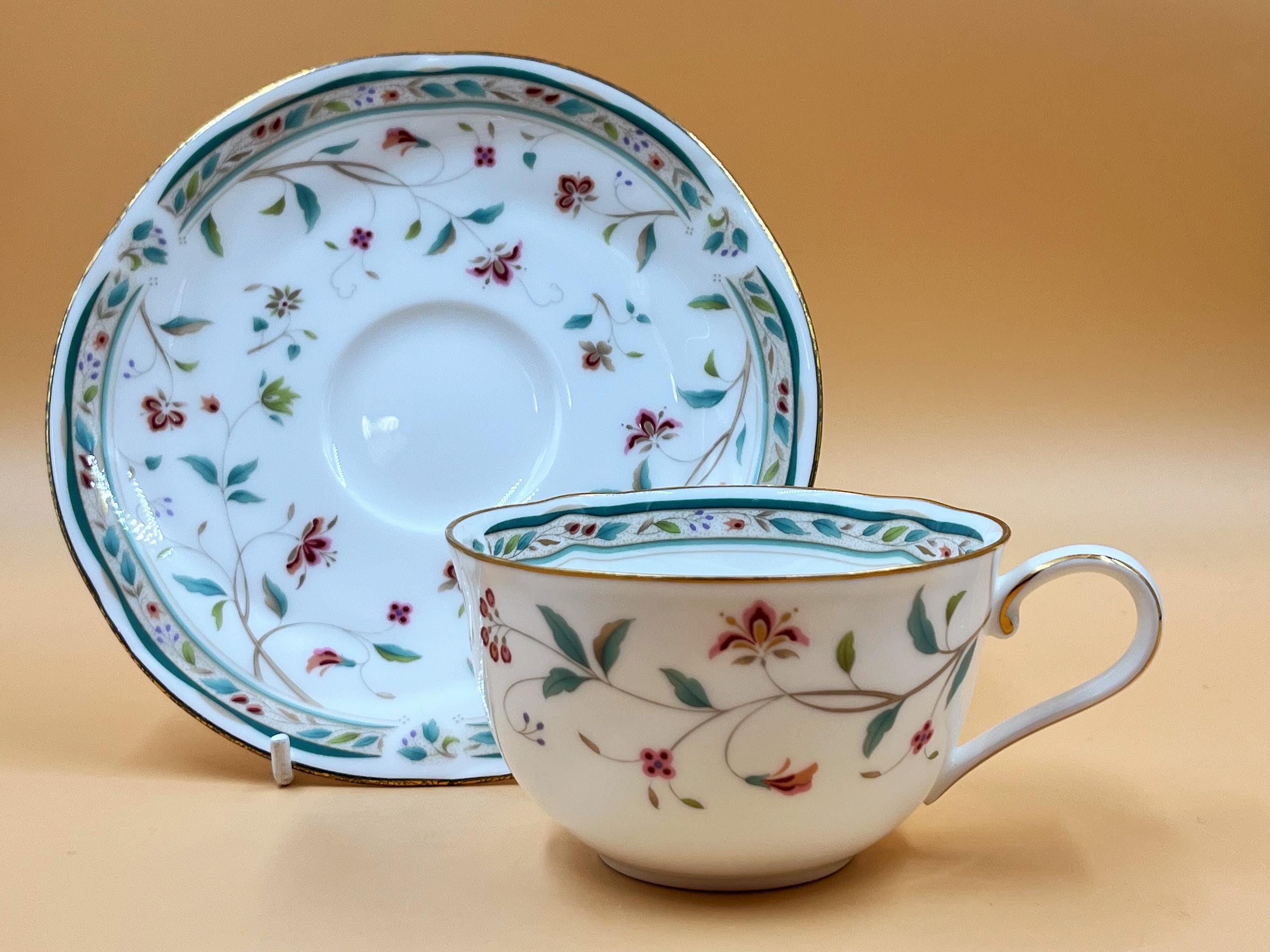 2 Noritake Porcelain Hana Sarasa Design Tea Cup and Saucer Duos