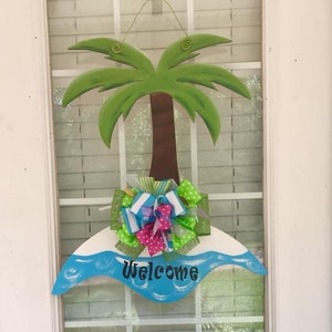 Wooden Door Hanger Palm Tree