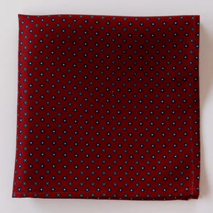 Seiden Einstecktuch Taschentücher 30 cm quadrate. Millefiori / geometrisch / blumig. Sortiment von Farben und Mustern zur Verfügung. Handgefertigt in Großbritannien