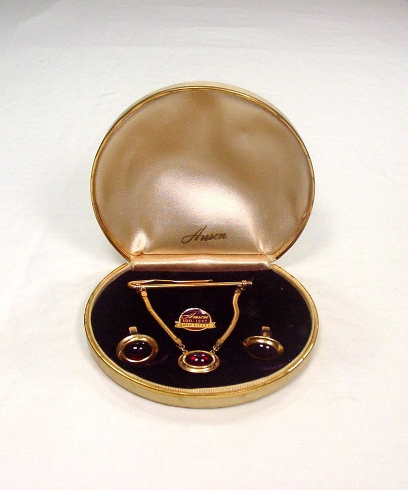 Anson Cufflinks and Tie Bar Set ~ Boxed ~ 120 12KT gold-filled ~ with Ruby Glass cabachons ~ 1960/'s ~ Vintage ~ Excellent!