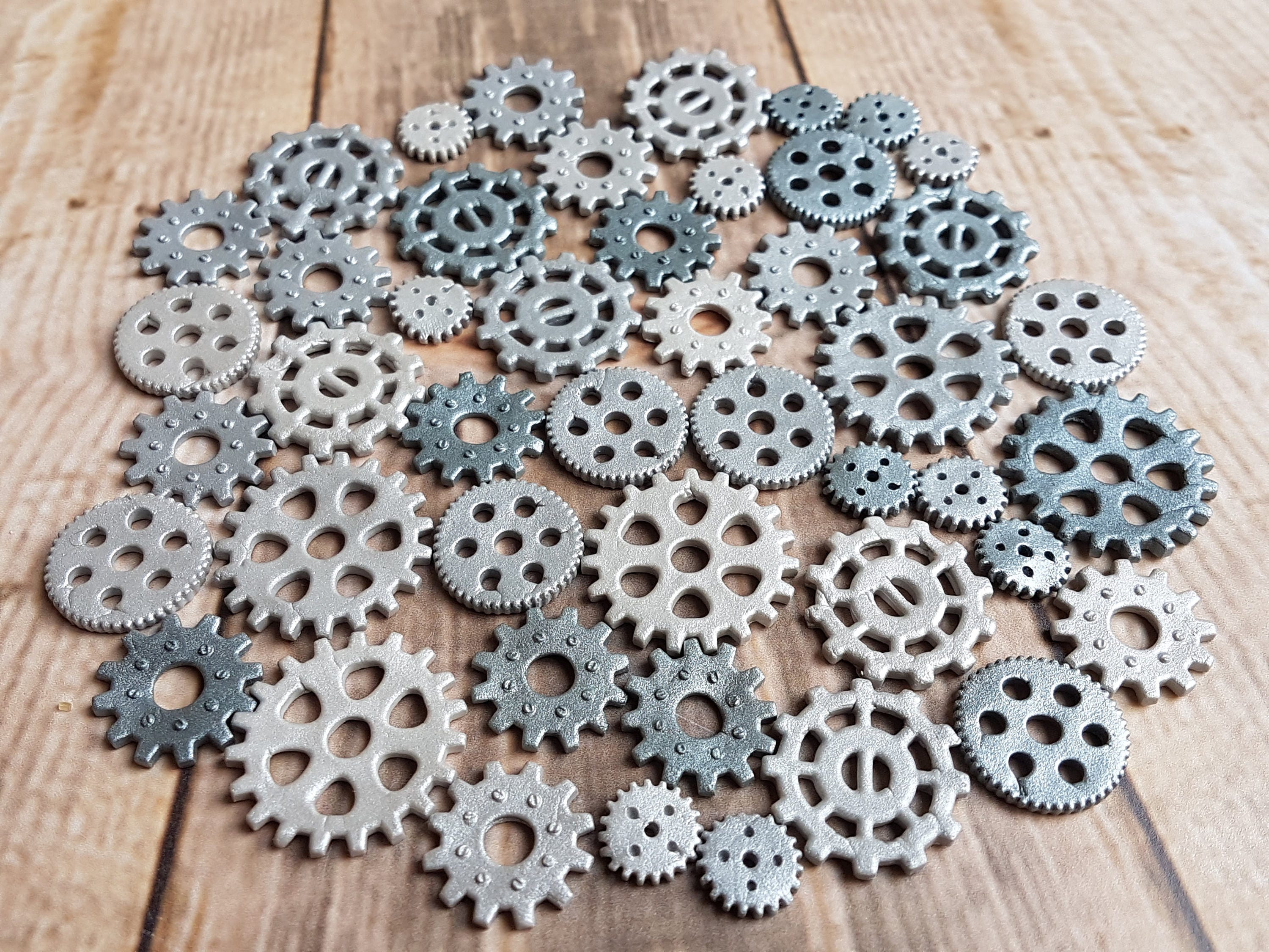 40 Edible Sugar Paste Steampunk Gear Cake Cupcake Toppers Decorations
