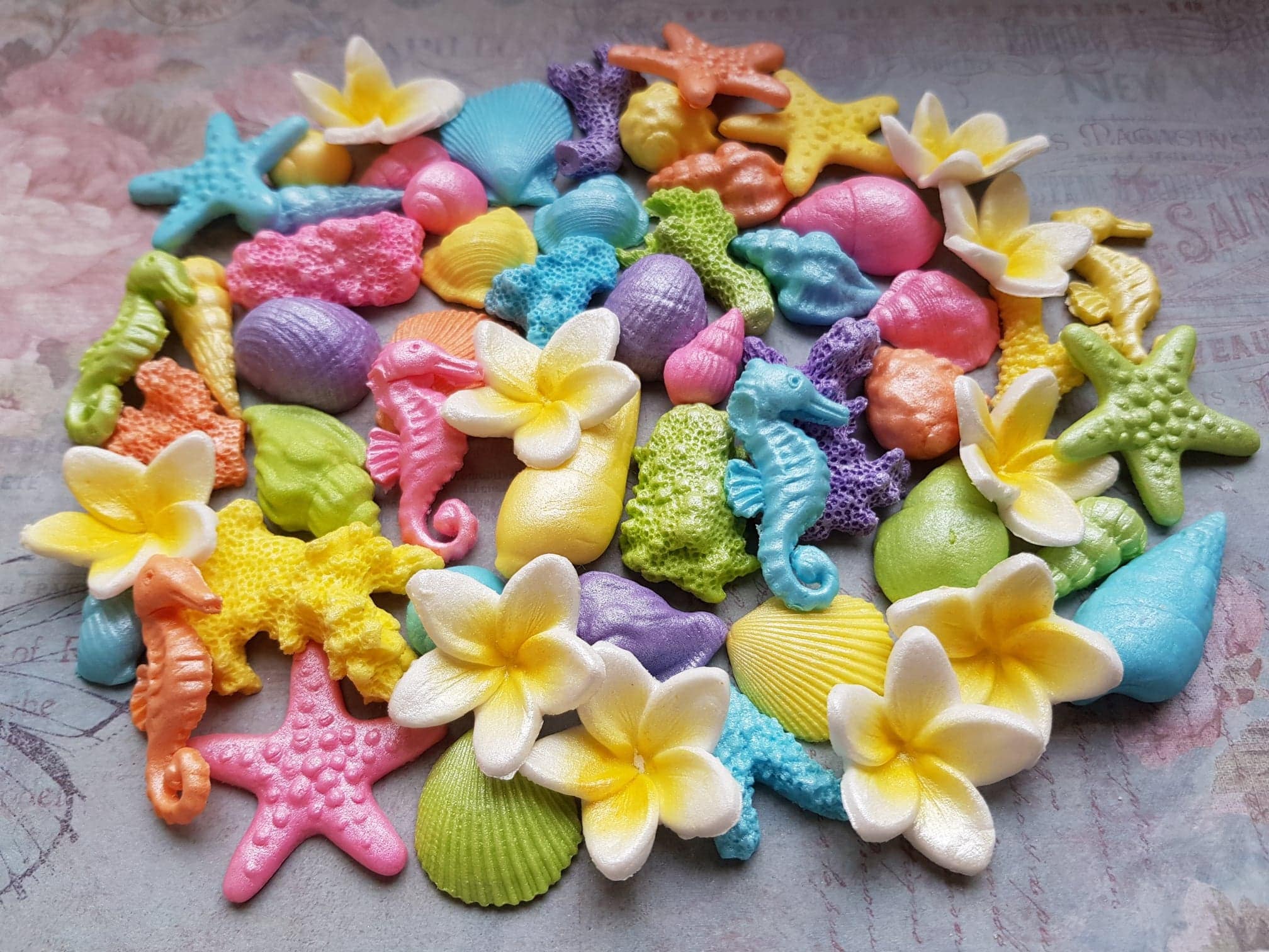 55 Edible sugar cake decorations shells seahorse starfish Etsy