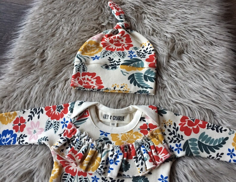 Floral Winter baby clothes Baby girl coming home romper Newborn girl coming home outfit Baby girl romper ORGANIC baby clothes hat