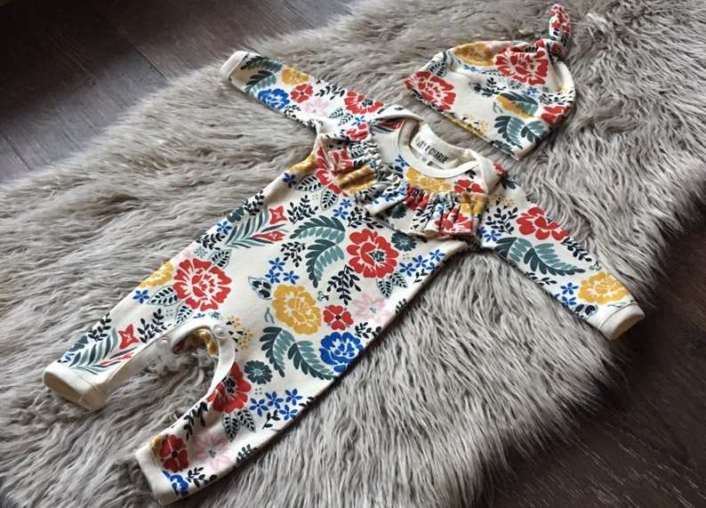 Floral Winter baby clothes Baby girl coming home romper Newborn girl coming home outfit Baby girl romper ORGANIC baby clothes hat