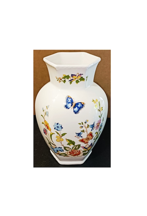 AYNSLEY 花瓶 美しいエインズレイ コテージガーデン フラワー 花柄 蝶 花瓶