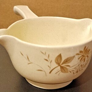 Vintage Royal Doulton Lambeth Ware Sandsprite Gravy / Sauce Boat with Handle LS1013 image 3