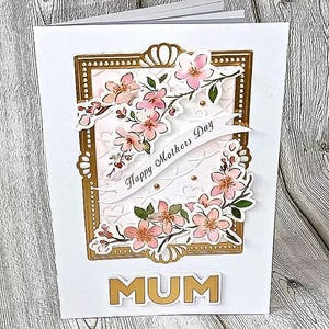 Hermosa y lujosa tarjeta de felicitación para el Día de la Madre hecha a mano, especial para mamá, con flores, diseño original en 3D en rosa y dorado