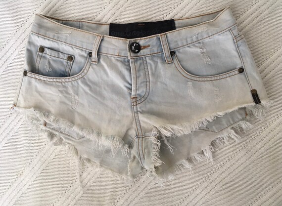 Women’s Vintage Oneteaspoon Cutoff Shorts