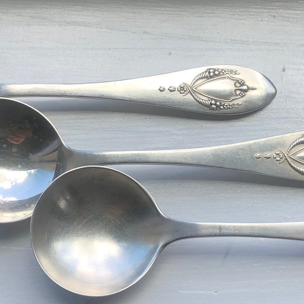 Antique LUNT Sterling Silver 1905 MOUNT VERNON Round Bowl Soup Spoon (Bouillon) 5 1/2" Set of 3, Mono Tara