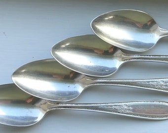 Antique Wm ROGERS & Son 1927 VICTORY Teaspoon 6", Set of 4