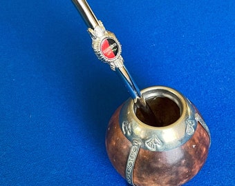 Rare Vintage ARGENTINA Silver Strapped/Rimmed Pedestal Base Figural HORSE Theme Yerba Mate Gourd Cup w/ROSAMONTE Bombilla Straw
