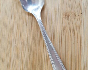 Antique Deerfield Silver 1933 SIMPLICITY Sugar Spoon 5 7/8"