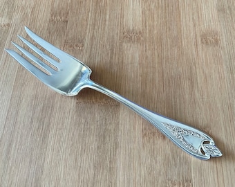 GORGEOUS Antique 1847 Rogers Bros 1911 OLD COLONY Cold Meat Serving/Buffet Fork 8 1/2"