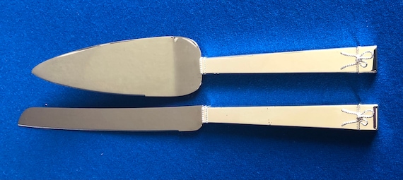 Vintage VERA WANG WEDGWOOD Silver Plate Love Knots Cake/pie Knife