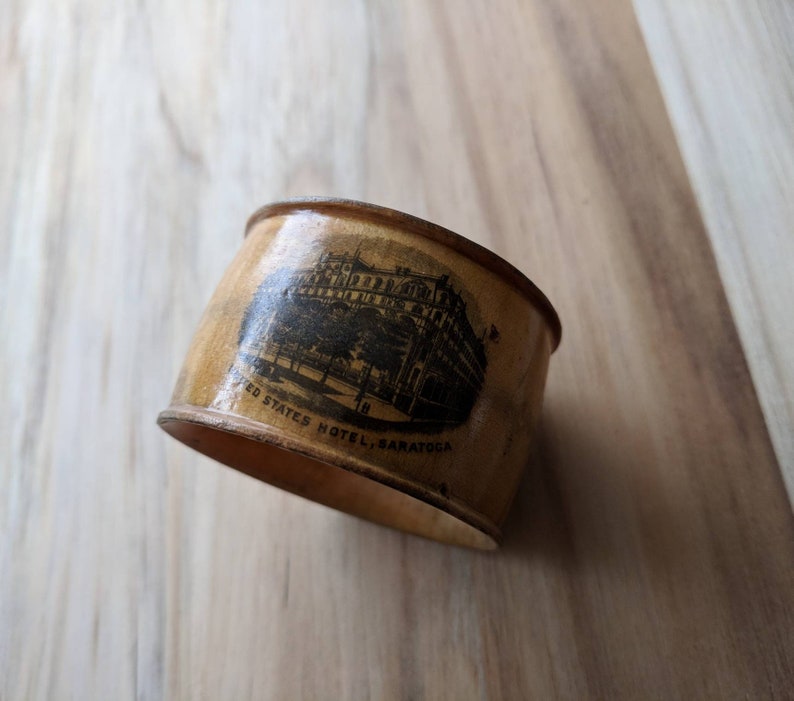 Vintage Collectible Wooden Round Napkin RingHolder UNITED STATES HOTEL Saratoga