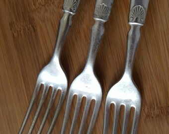 イタリアンのフォーク Antique 1847 ROGERS Bros 1860 SHELL Indented Dinner Fork 7 1