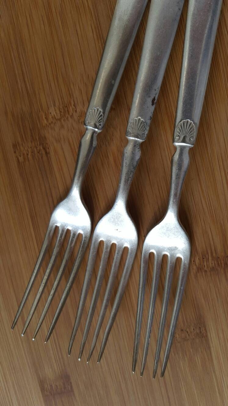 イタリアンのフォーク Antique 1847 ROGERS Bros 1860 SHELL Indented Dinner Fork 7 1