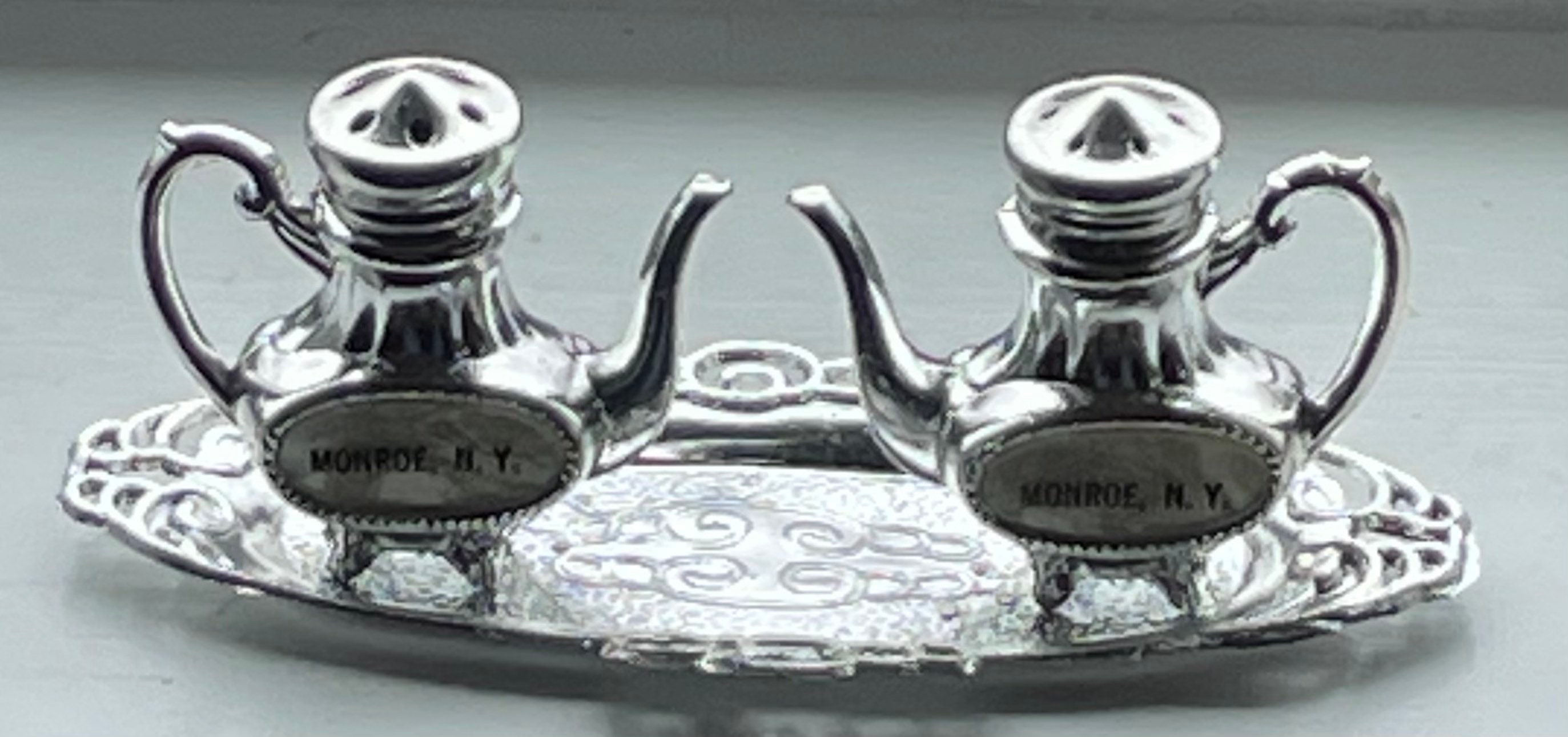 ヴィンテージ コレクタブル ノベルティ MONROE NEW YORK シルバー