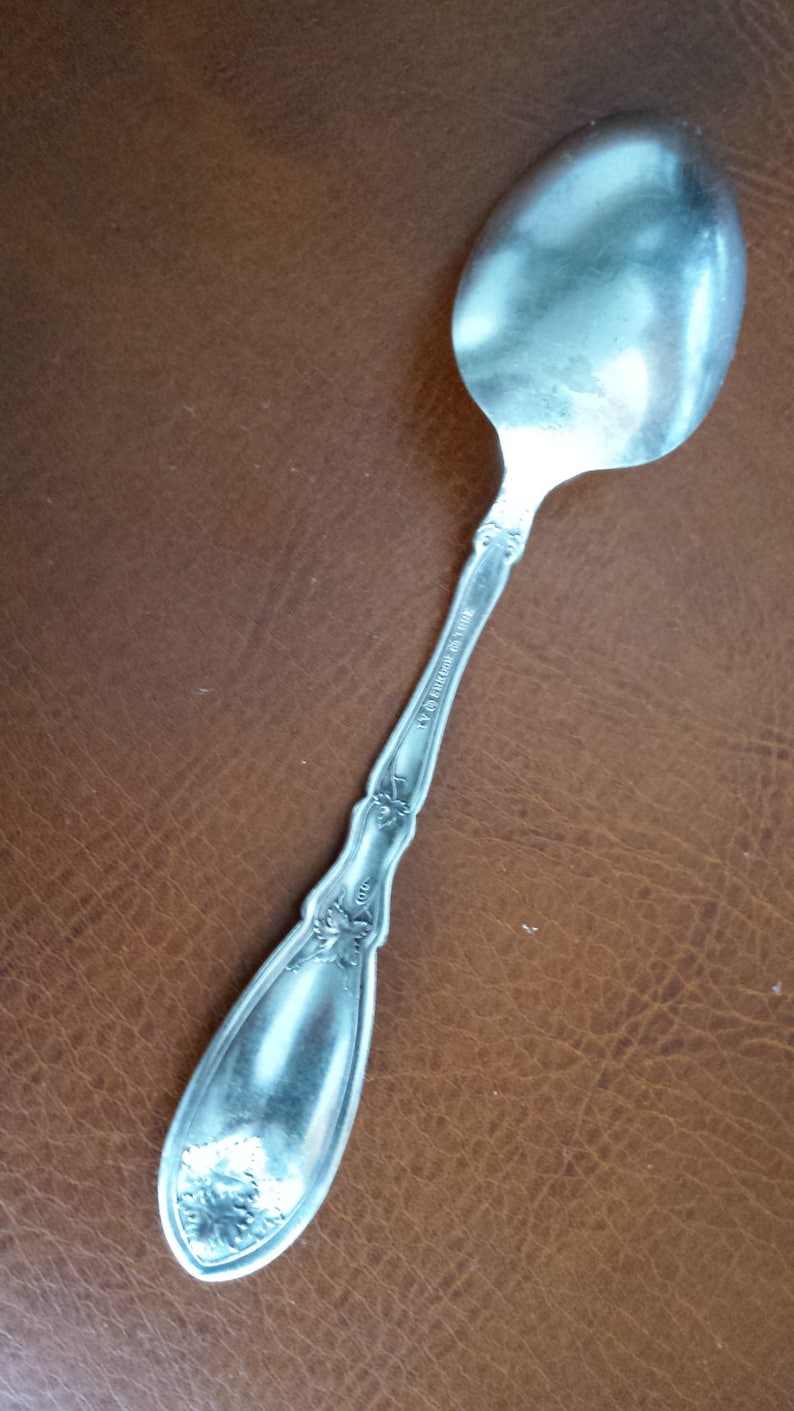 Antique Collectible 1881 ROGERS 1908 LA VIGNE Serving Tablespoon 7 78
