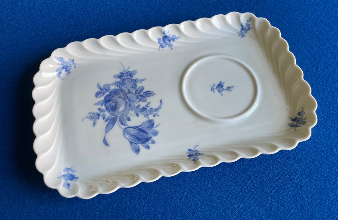 Vintage Rare Collectible HAVILAND Limoges Strasbourg BLUE ROSES Snack