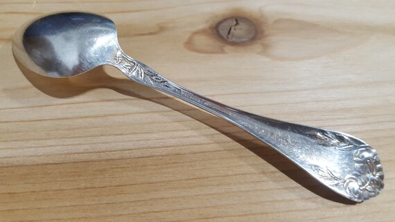 Stunning Antique Collectible R WALLACE Sterling 1888 ROSE Teaspoon