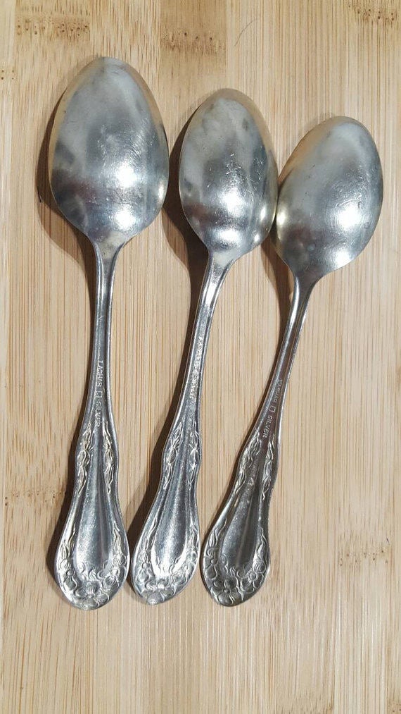 PRELUDE 1939 SMALL TEA or 5 O/'CLOCK SPOON BY INTERNATIONAL SILVER CO