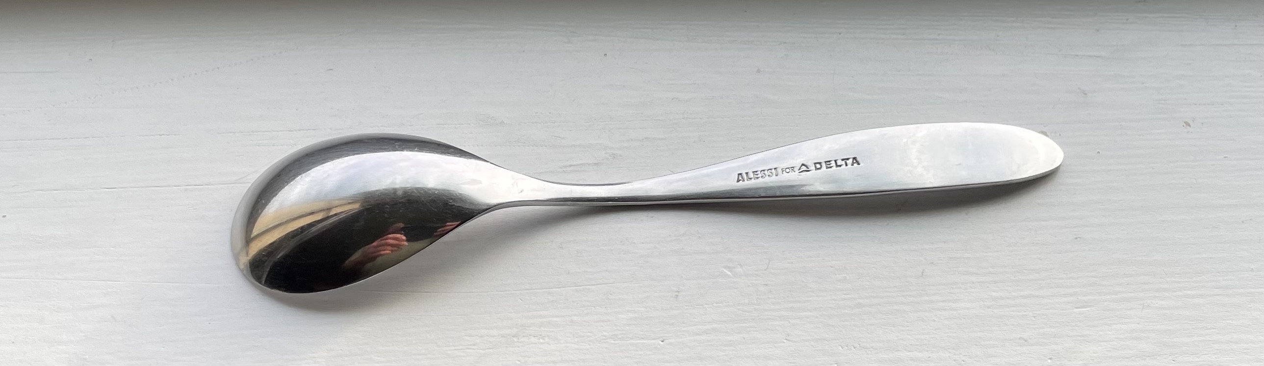 Amazing Gorgeous Elegant Vintage Collectible DELTA AIRLINES 