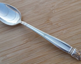 Antique Holmes & Edwards 1938 DANISH PRINCESS Teaspoon 6 1/4&quot;, Set of 15