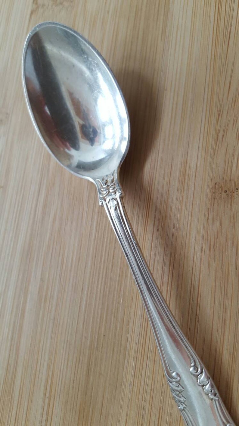 VTG ROGERS//ONEIDA REFLECTIONS ICED TEA SPOON 7 3//4/" SILVERPLATE 1939 MULTIPLES