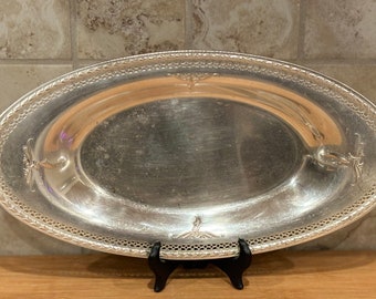 Amazing Rare Gorgeous Vintage Elegant TUDOR Plate/Oneida/Community Silver Co 1941 "FANTASY" Silver Plate Pierced Bread Tray Server 13 3/4"
