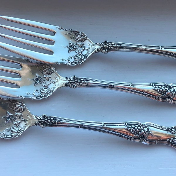 Antique 1847 ROGERS BROS 1904 VINTAGE Individual Fish/Pastry Fork 6 1/8", Set of 3