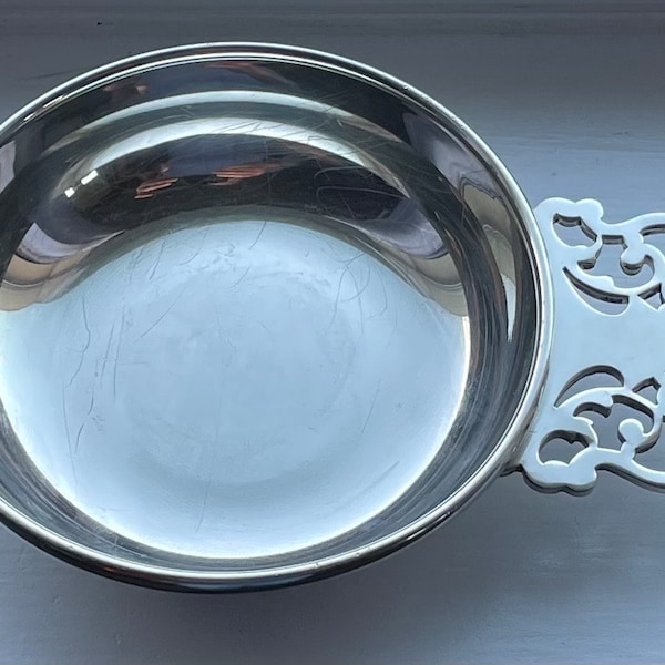 Gorgeous Rare Vintage Elegant LUTHER BOARDMAN & Son Large COLONIAL (#399) Pewter Porringer/Dip Server 6 1/4"