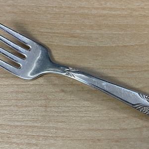 RARE Antique Wm ROGERS & Son 1938 TALISMAN Baby Fork 4&quot;