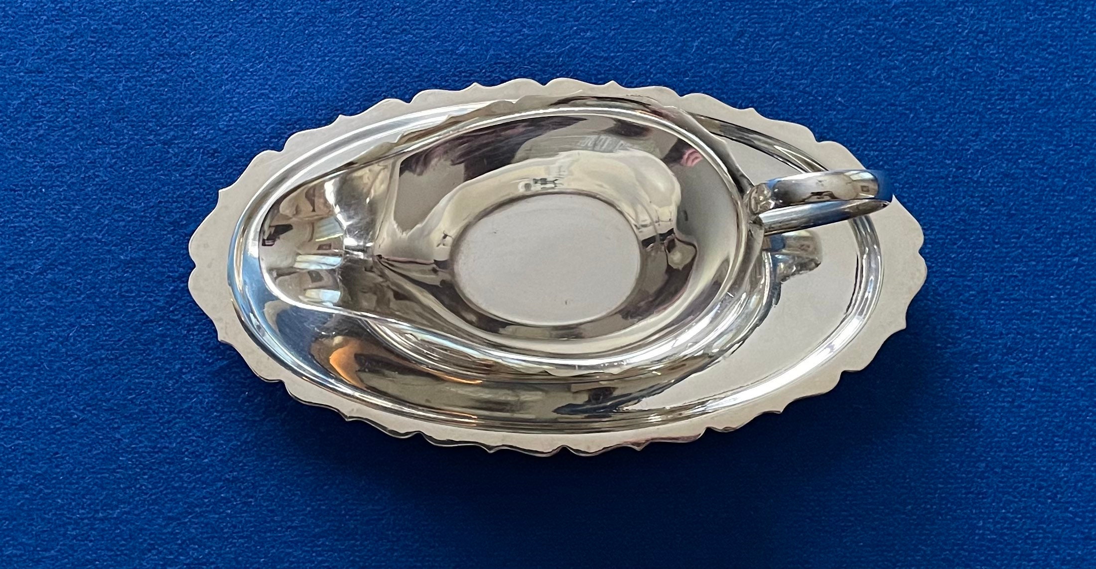 Gorgeous Antique JOHN BIGGIN 1911 APEX Silver Handle Gravy Boat W ...