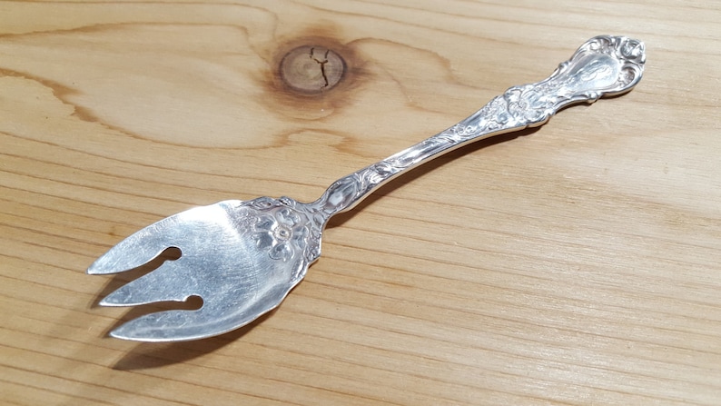 Set of 6 Antique Collectible 1835 R WALLACE 1902 FLORAL Ice Cream Fork 5 12 Mono B