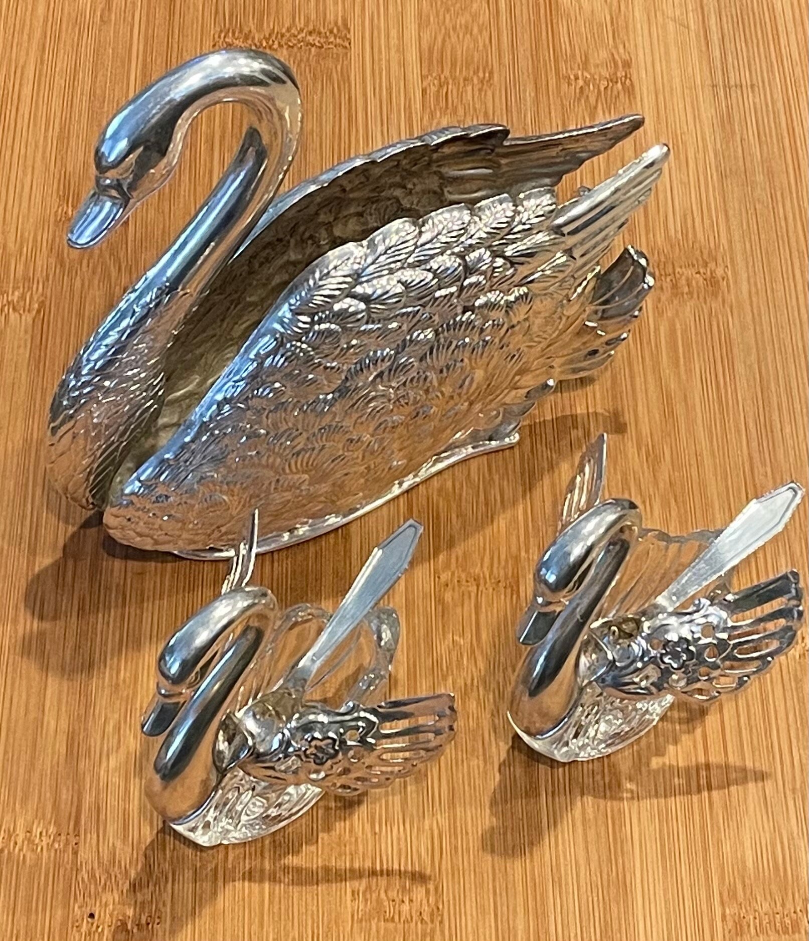 Gorgeous Elegant Vintage ITALIAN SWAN Silver/glass Hinged Wings