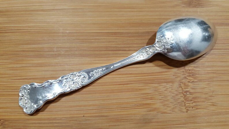 Antique GORHAM Sterling 1899 BUTTERCUP Teaspoon 5 78