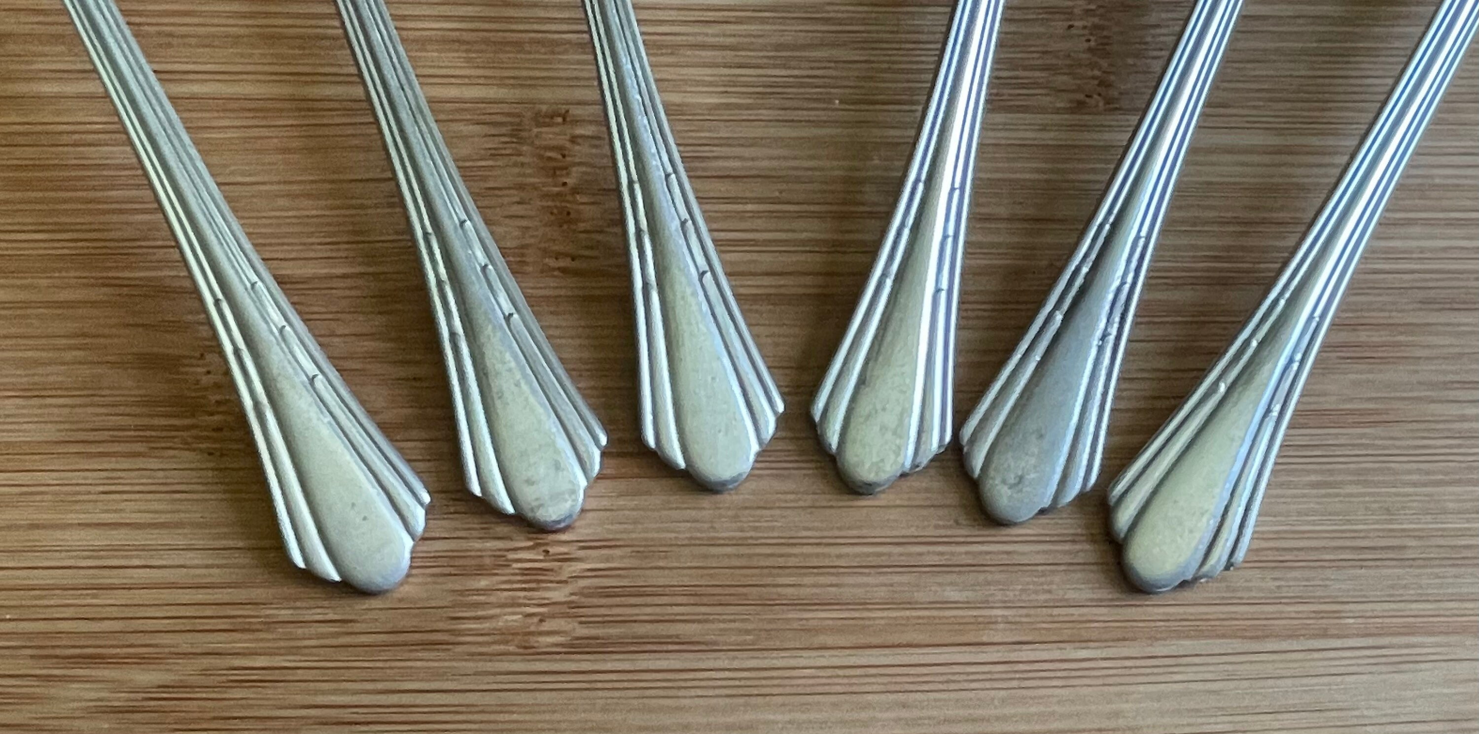 アンティーク AVON シルバープレート ペストリーフォーク 6 1/8 インチ