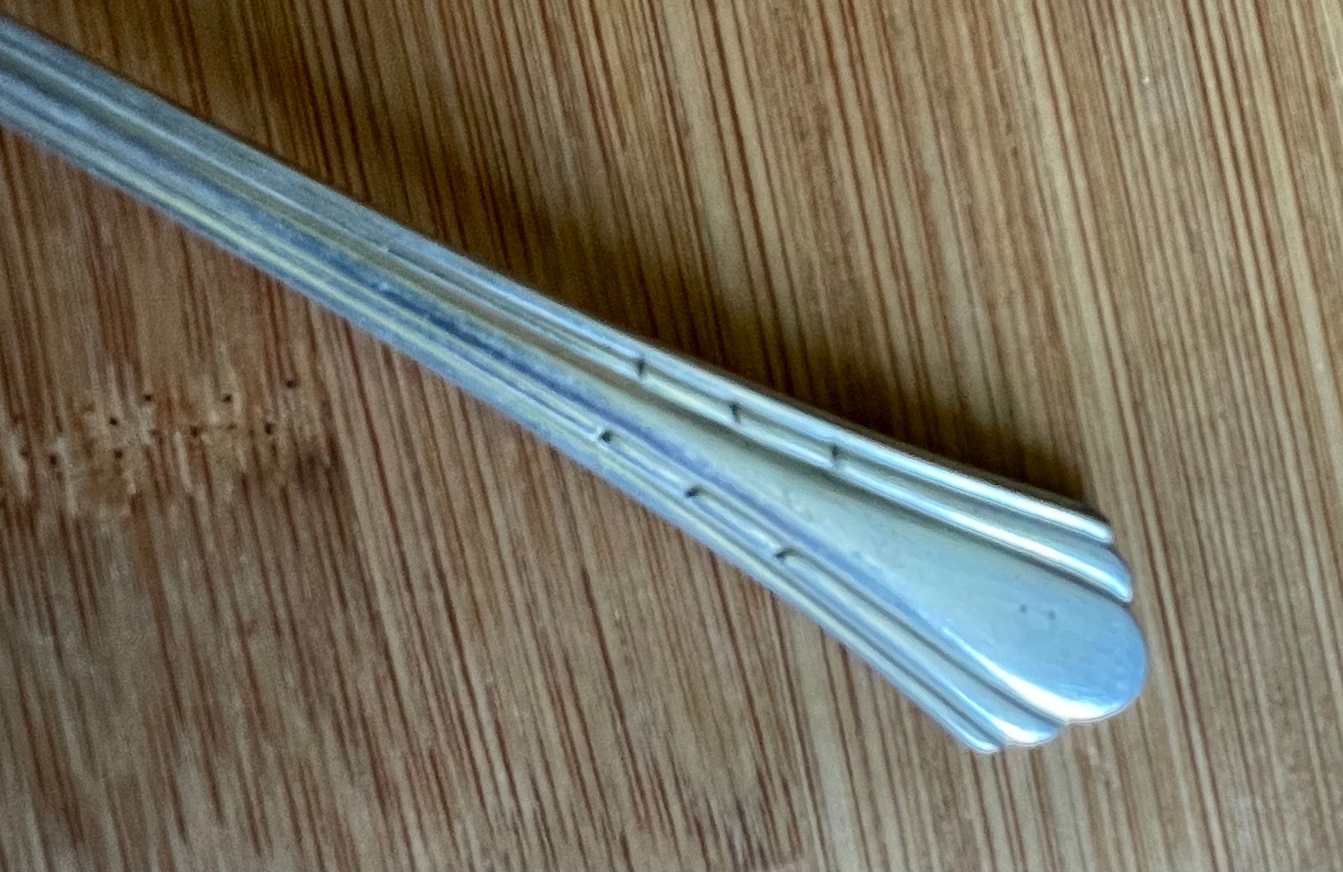 アンティーク AVON シルバープレート ペストリーフォーク 6 1/8 インチ