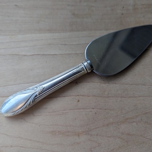 Antique WEB Sterling FLORAL Ornate Hollow Handle Petite Party/Cheese Server 6 1/4&quot;